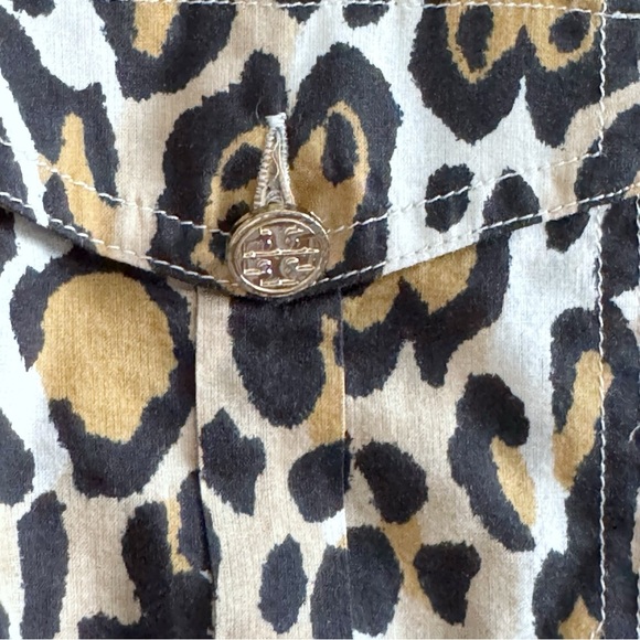 Tory Burch Leopard Print Long Sleeve Button Front Gold Buttons Sz 2 MobWife - Picture 9 of 15